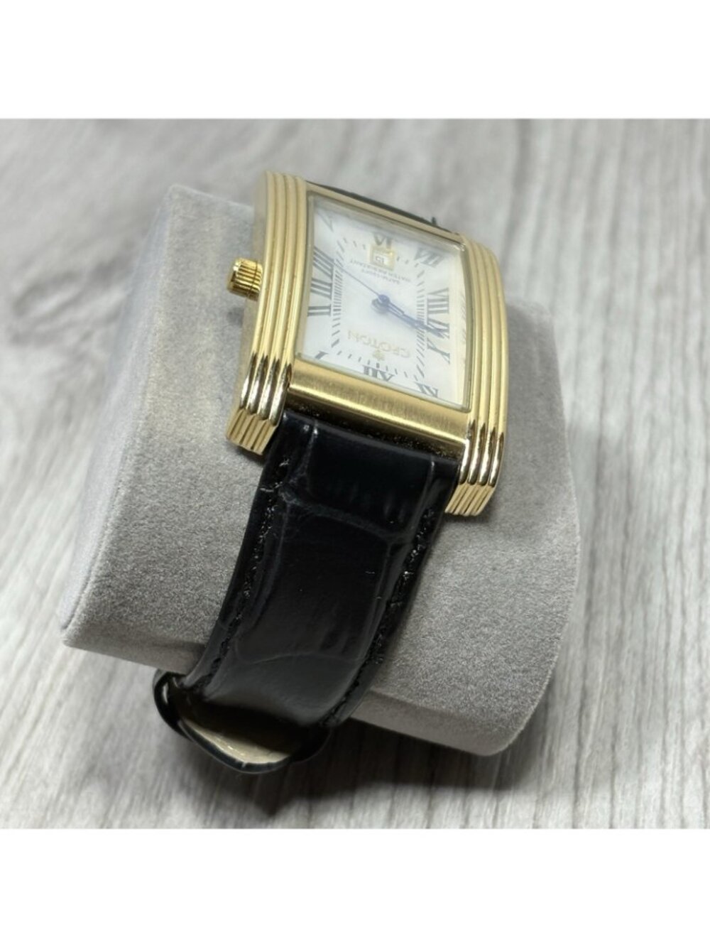 Croton Watch CR307990. 3ATM-100FT. Water Resistant - Needs Battery - Picture 4 of 12